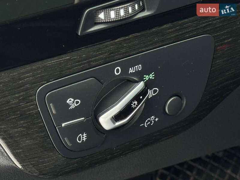 Внедорожник / Кроссовер Audi Q7 2017 в Киеве