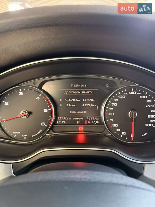 Позашляховик / Кросовер Audi Q7 2016 в Києві