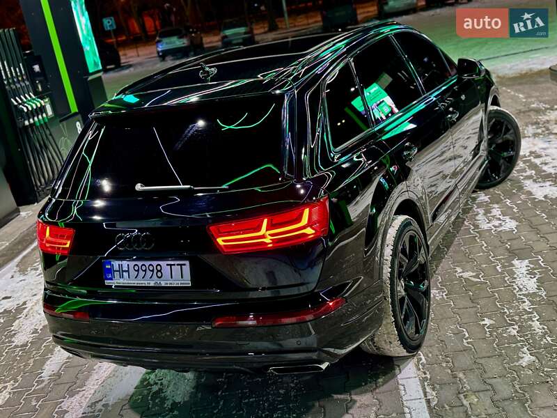 Внедорожник / Кроссовер Audi Q7 2018 в Одессе фото 35 Внедорожник / Кроссовер Audi Q7 2018 в Одессе
