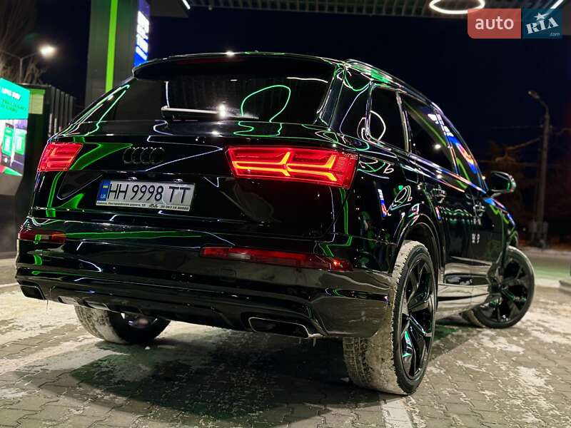 Внедорожник / Кроссовер Audi Q7 2018 в Одессе фото 36 Внедорожник / Кроссовер Audi Q7 2018 в Одессе