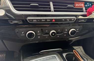 Внедорожник / Кроссовер Audi Q7 2019 в Виннице