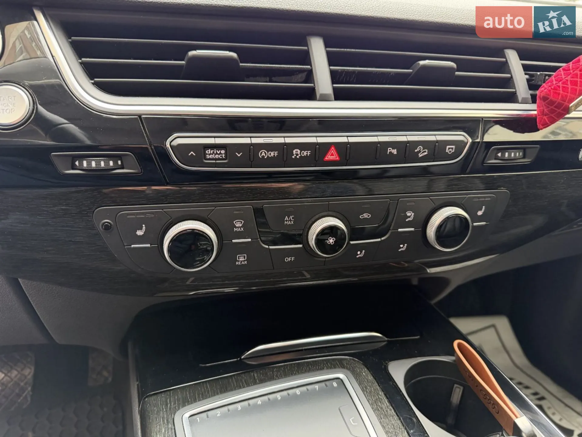 2019 Audi Q7 - мініатюра 12