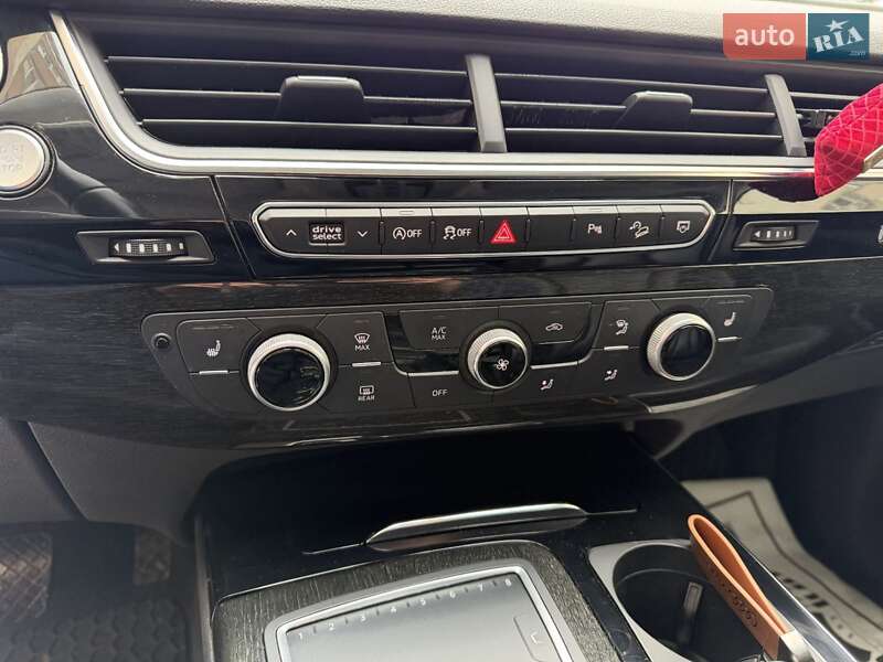 Внедорожник / Кроссовер Audi Q7 2019 в Виннице