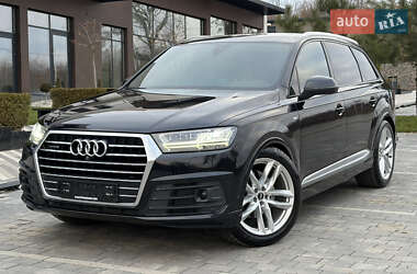 Позашляховик / Кросовер Audi Q7 2019 в Ужгороді