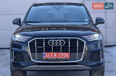 Позашляховик / Кросовер Audi Q7 2021 в Рівному