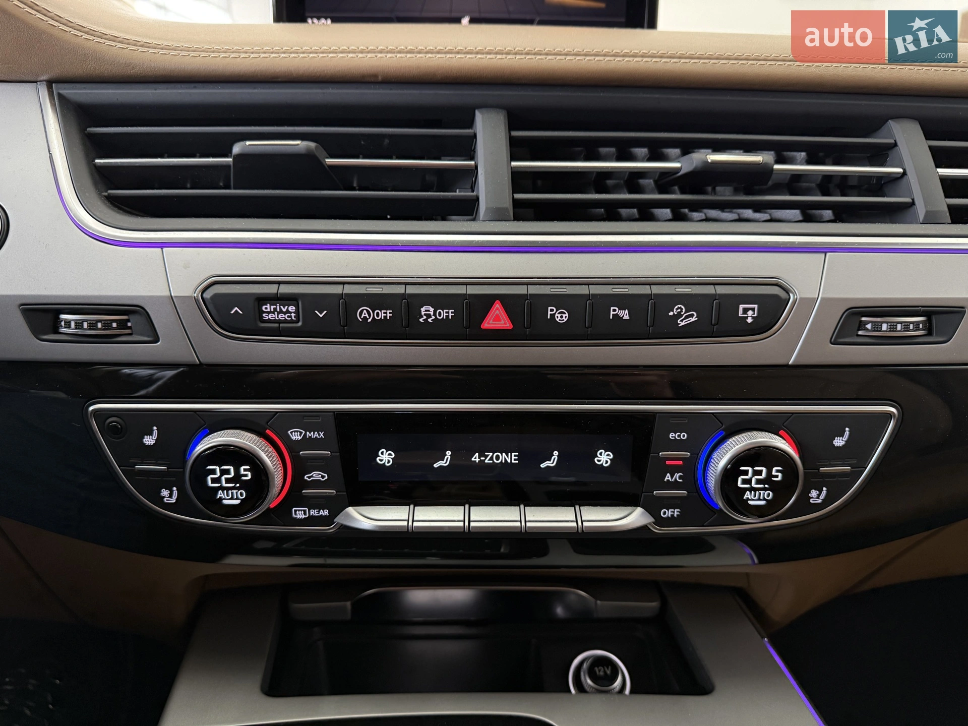 2016 Audi Q7 - мініатюра 27