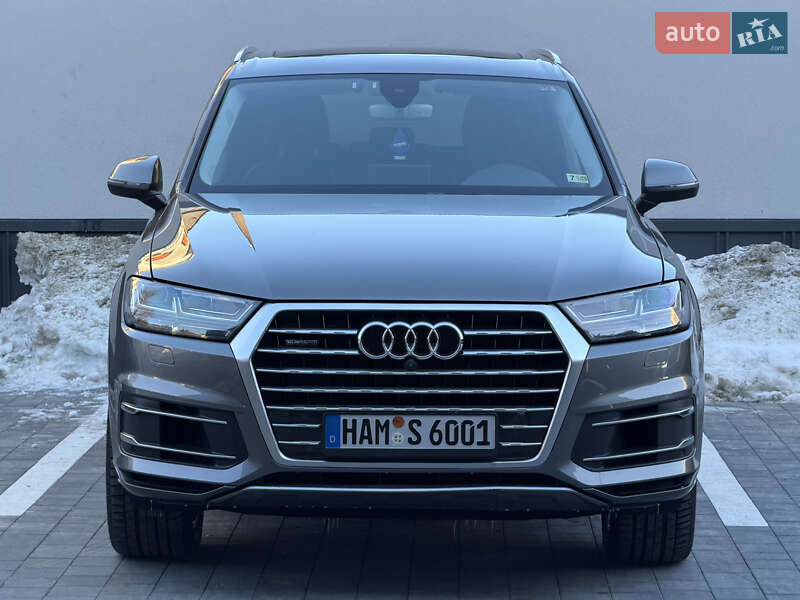 Внедорожник / Кроссовер Audi Q7 2015 в Ровно