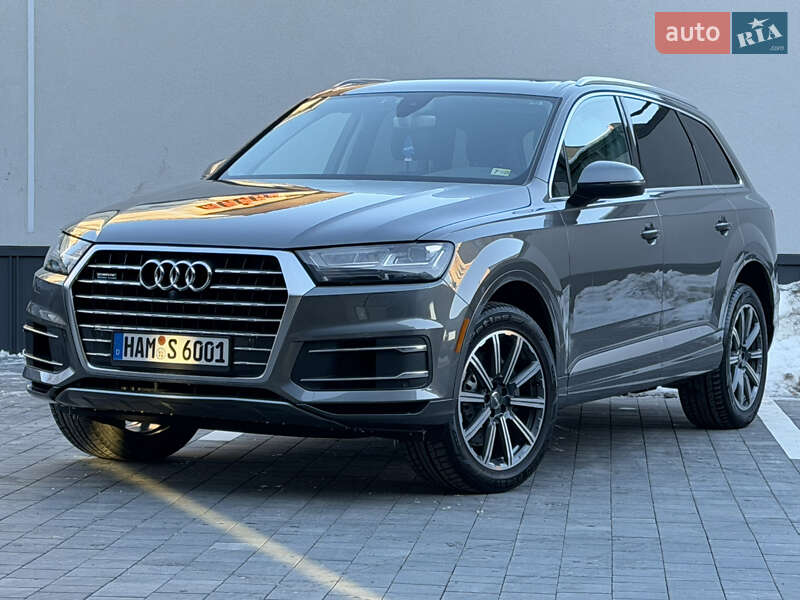 Внедорожник / Кроссовер Audi Q7 2015 в Ровно