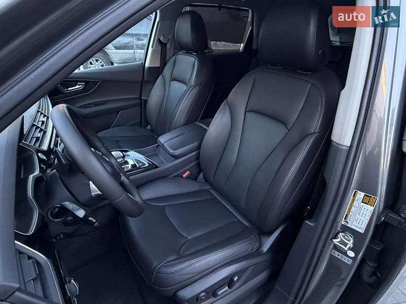 Внедорожник / Кроссовер Audi Q7 2015 в Ровно