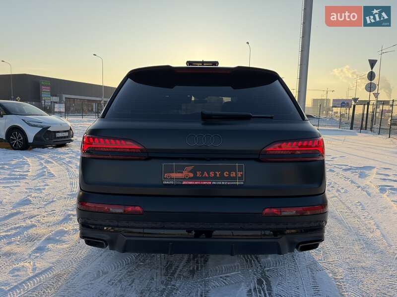 Внедорожник / Кроссовер Audi Q7 2025 в Киеве