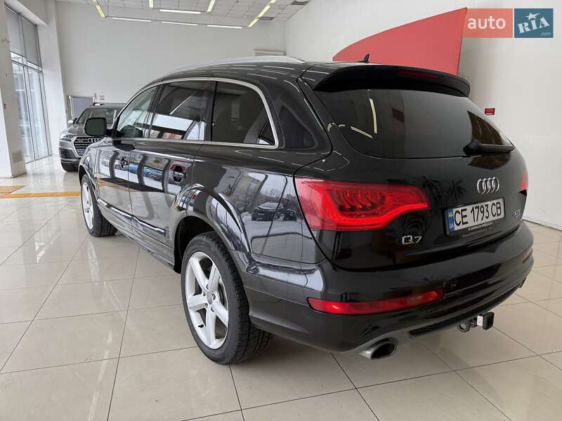 Внедорожник / Кроссовер Audi Q7 2013 в Черновцах
