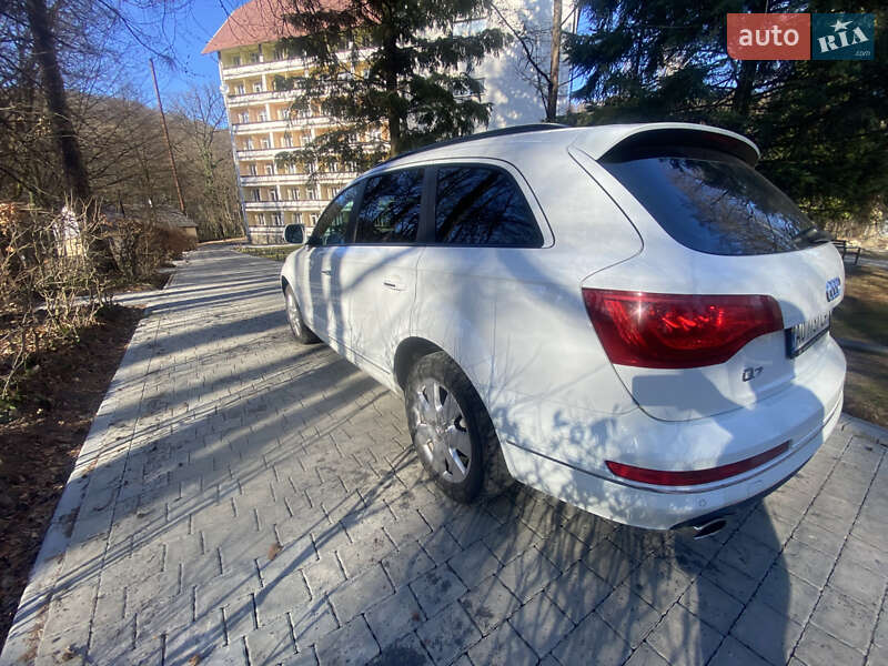 Позашляховик / Кросовер Audi Q7 2015 в Мукачевому