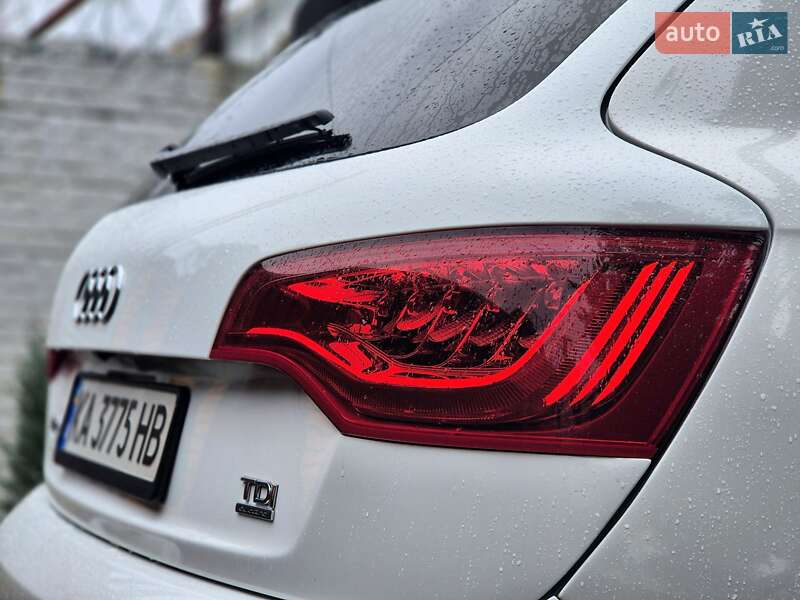 Внедорожник / Кроссовер Audi Q7 2010 в Запорожье