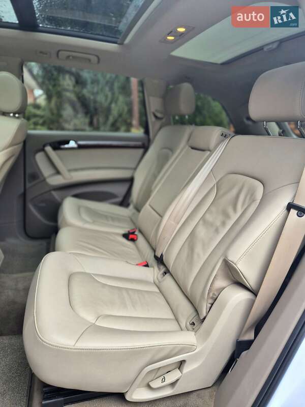 Внедорожник / Кроссовер Audi Q7 2010 в Запорожье