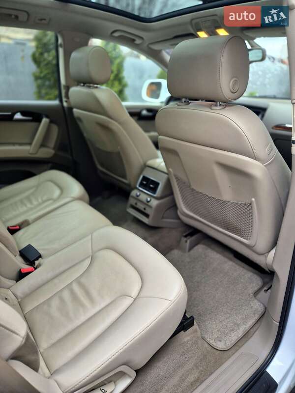 Внедорожник / Кроссовер Audi Q7 2010 в Запорожье