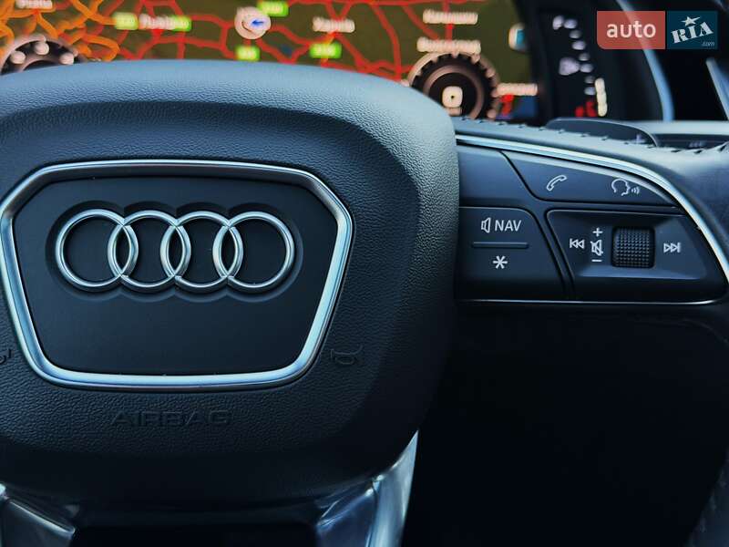 Внедорожник / Кроссовер Audi Q7 2018 в Киеве