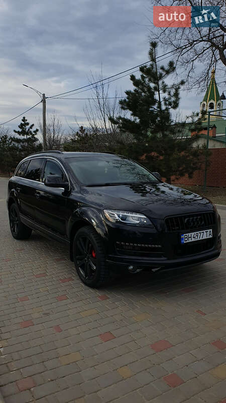 Внедорожник / Кроссовер Audi Q7 2010 в Измаиле