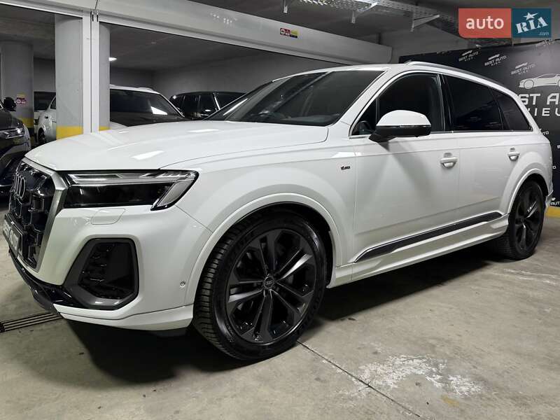Позашляховик / Кросовер Audi Q7 2025 в Києві