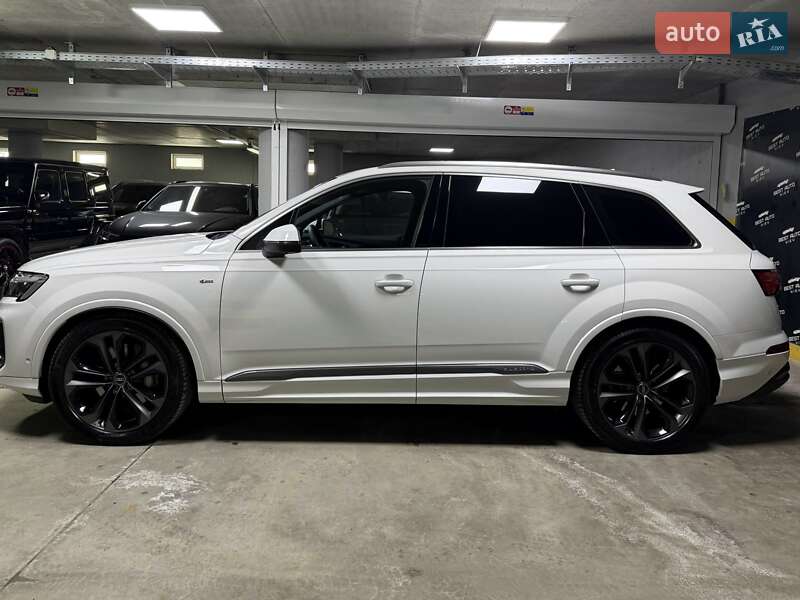 Позашляховик / Кросовер Audi Q7 2025 в Києві
