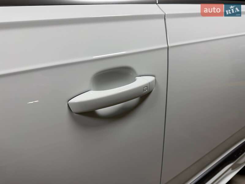 Позашляховик / Кросовер Audi Q7 2025 в Києві