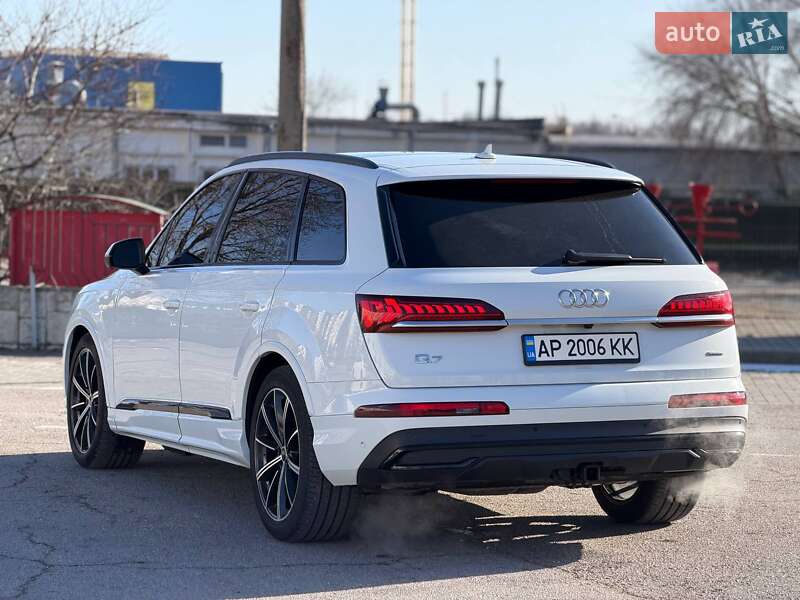 Внедорожник / Кроссовер Audi Q7 2020 в Запорожье