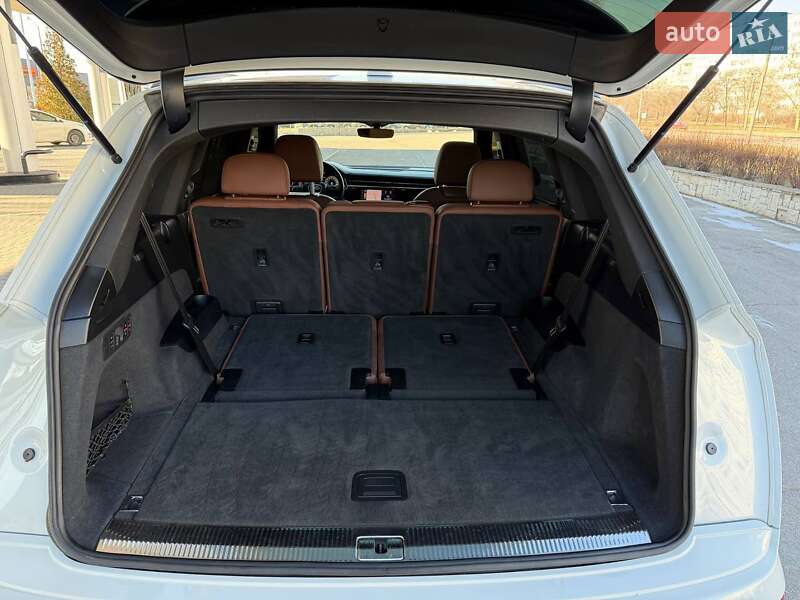Внедорожник / Кроссовер Audi Q7 2020 в Запорожье