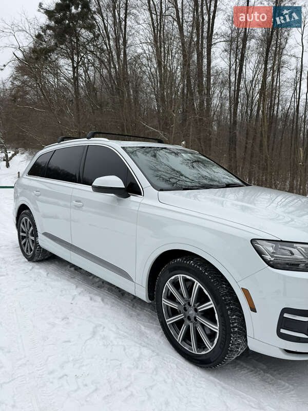 Внедорожник / Кроссовер Audi Q7 2016 в Виннице