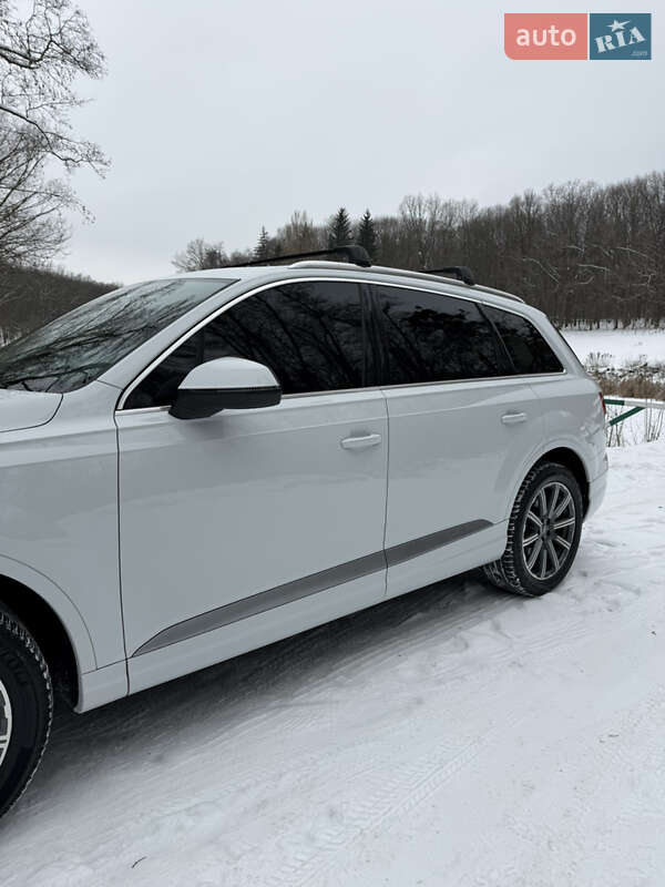 Внедорожник / Кроссовер Audi Q7 2016 в Виннице
