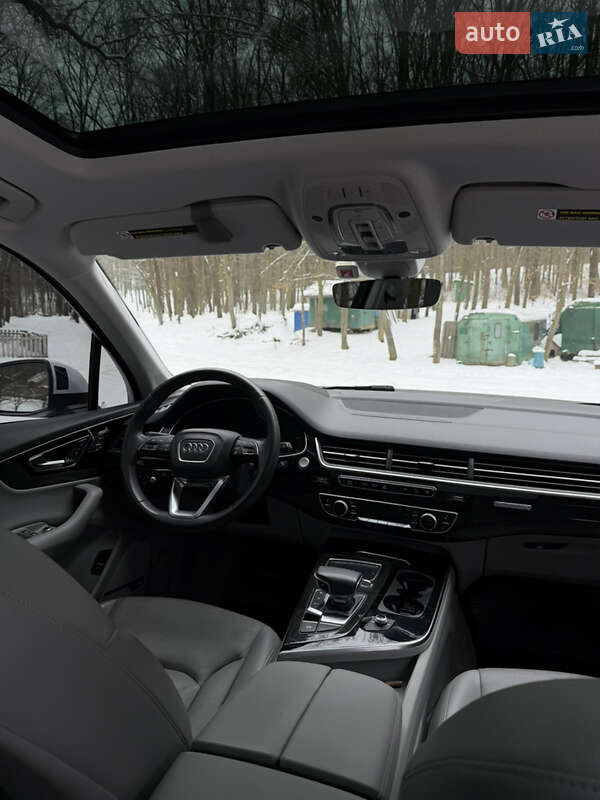 Внедорожник / Кроссовер Audi Q7 2016 в Виннице