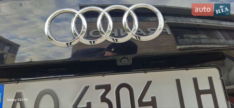 Позашляховик / Кросовер Audi Q7 2017 в Ужгороді