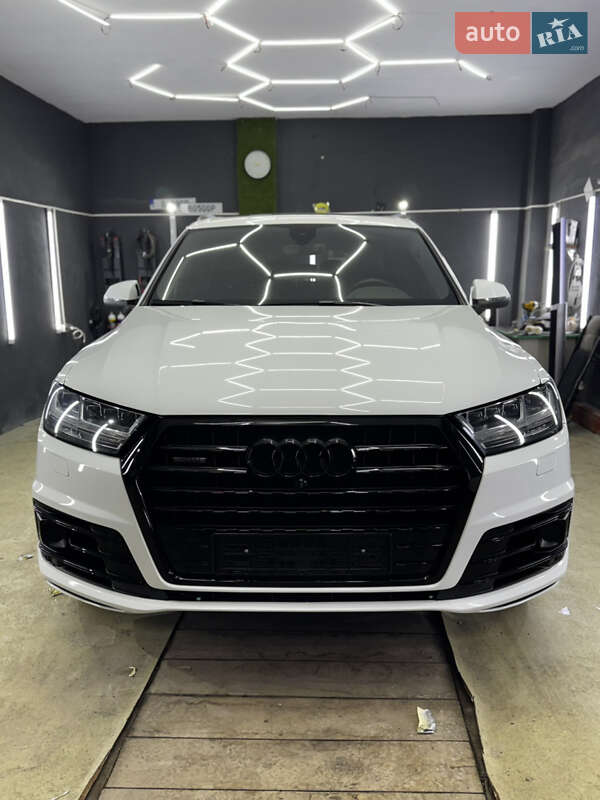Внедорожник / Кроссовер Audi Q7 2019 в Львове