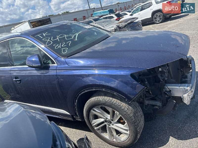 Позашляховик / Кросовер Audi Q7 2021 в Києві фото 8 Позашляховик / Кросовер Audi Q7 2021 в Києві