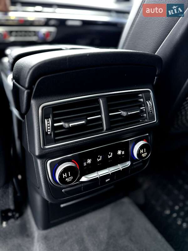 Внедорожник / Кроссовер Audi Q7 2017 в Барышевке