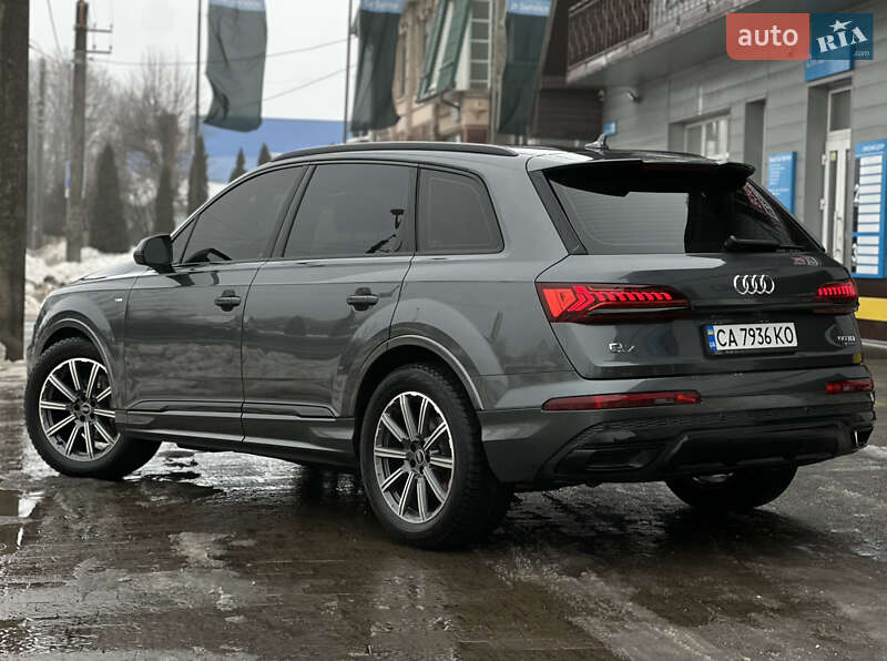 Внедорожник / Кроссовер Audi Q7 2021 в Ивано-Франковске