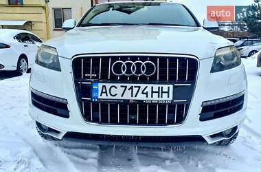 Внедорожник / Кроссовер Audi Q7 2014 в Ровно