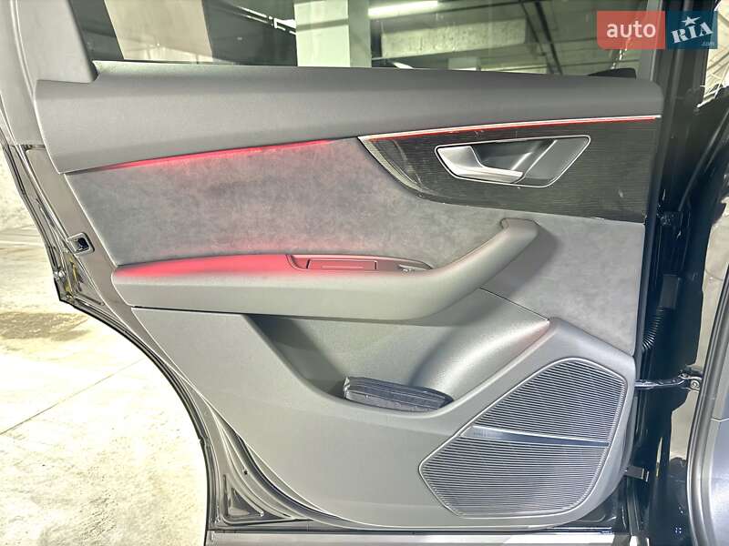 Внедорожник / Кроссовер Audi Q7 2025 в Днепре