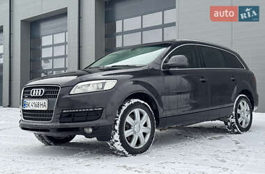 Внедорожник / Кроссовер Audi Q7 2006 в Сарнах