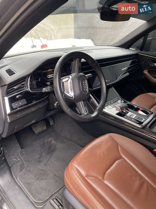 Внедорожник / Кроссовер Audi Q7 2021 в Владимире