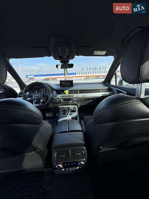 Позашляховик / Кросовер Audi Q7 2019 в Чернівцях фото 15 Позашляховик / Кросовер Audi Q7 2019 в Чернівцях