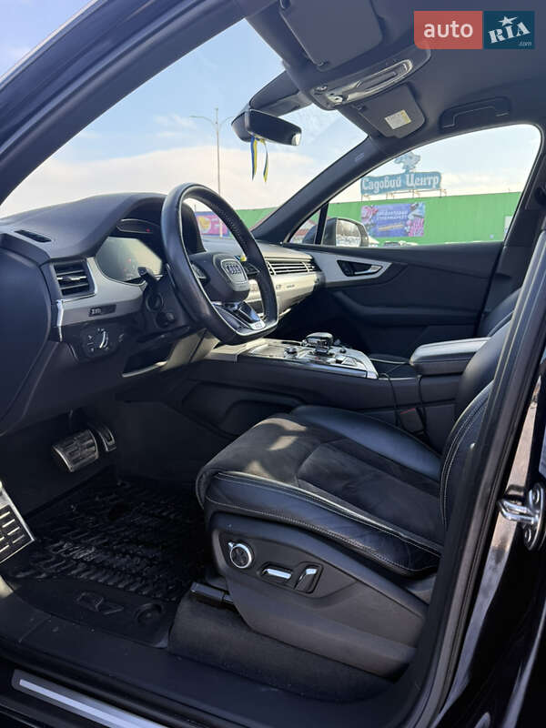 Позашляховик / Кросовер Audi Q7 2019 в Чернівцях фото 18 Позашляховик / Кросовер Audi Q7 2019 в Чернівцях