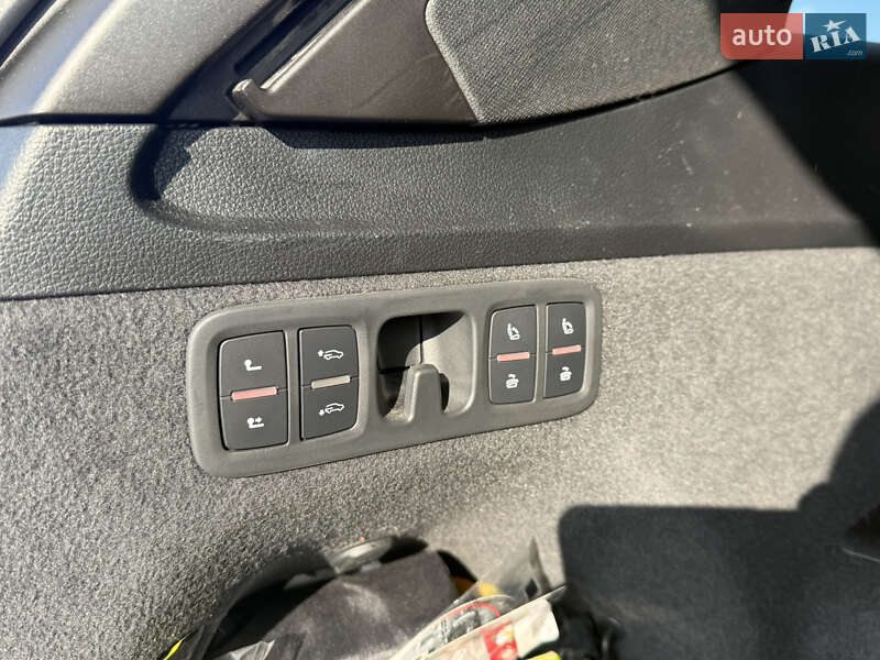 Позашляховик / Кросовер Audi Q7 2019 в Чернівцях фото 25 Позашляховик / Кросовер Audi Q7 2019 в Чернівцях