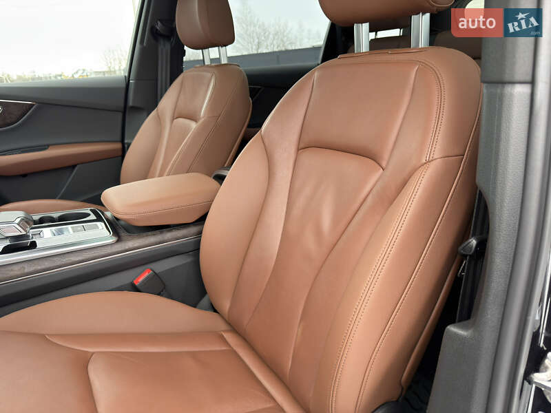 Позашляховик / Кросовер Audi Q7 2020 в Івано-Франківську