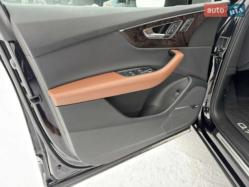 Позашляховик / Кросовер Audi Q7 2020 в Івано-Франківську