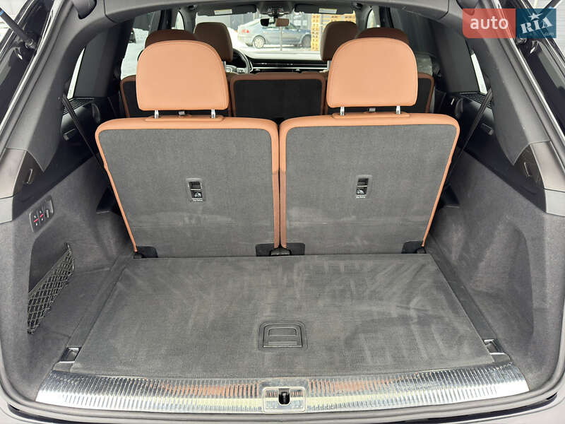 Позашляховик / Кросовер Audi Q7 2020 в Івано-Франківську