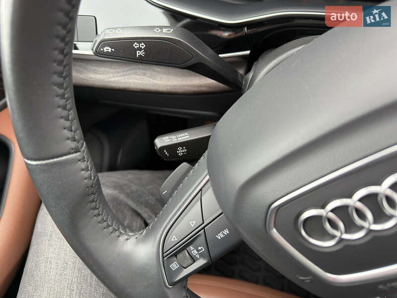 Позашляховик / Кросовер Audi Q7 2020 в Івано-Франківську