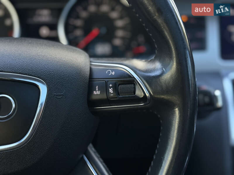 Позашляховик / Кросовер Audi Q7 2013 в Одесі фото 54 Позашляховик / Кросовер Audi Q7 2013 в Одесі
