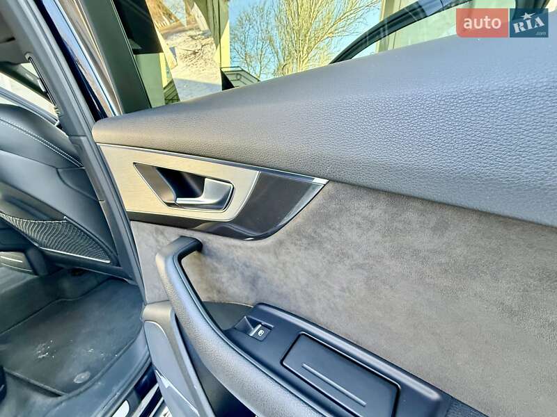 Позашляховик / Кросовер Audi Q7 2018 в Одесі
