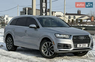 Внедорожник / Кроссовер Audi Q7 2017 в Стрые