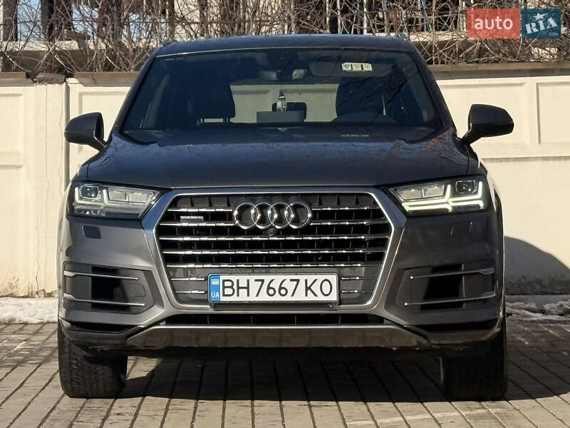 Внедорожник / Кроссовер Audi Q7 2018 в Одессе