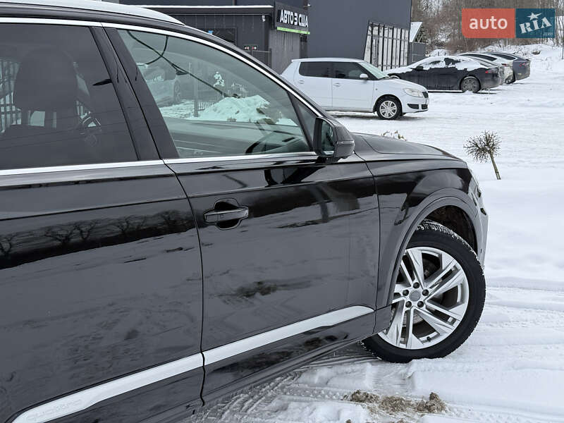 Позашляховик / Кросовер Audi Q7 2019 в Львові фото 11 Позашляховик / Кросовер Audi Q7 2019 в Львові